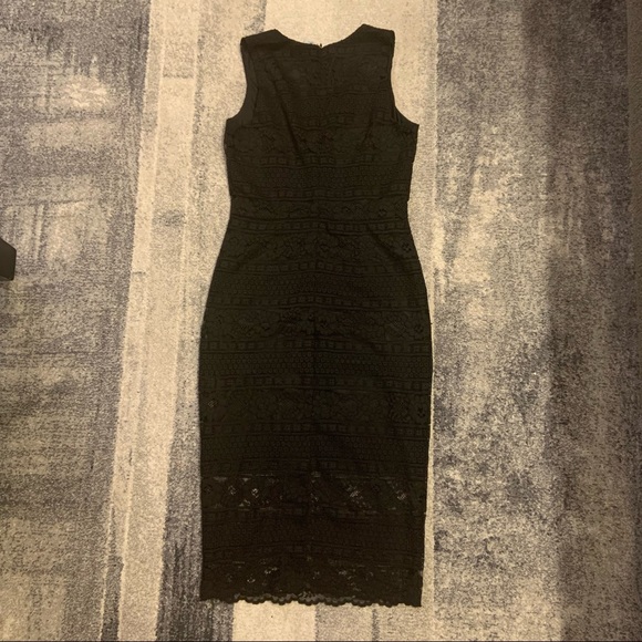 Beautiful Sleeveless Black Lace H&M dress size S - Picture 2 of 5